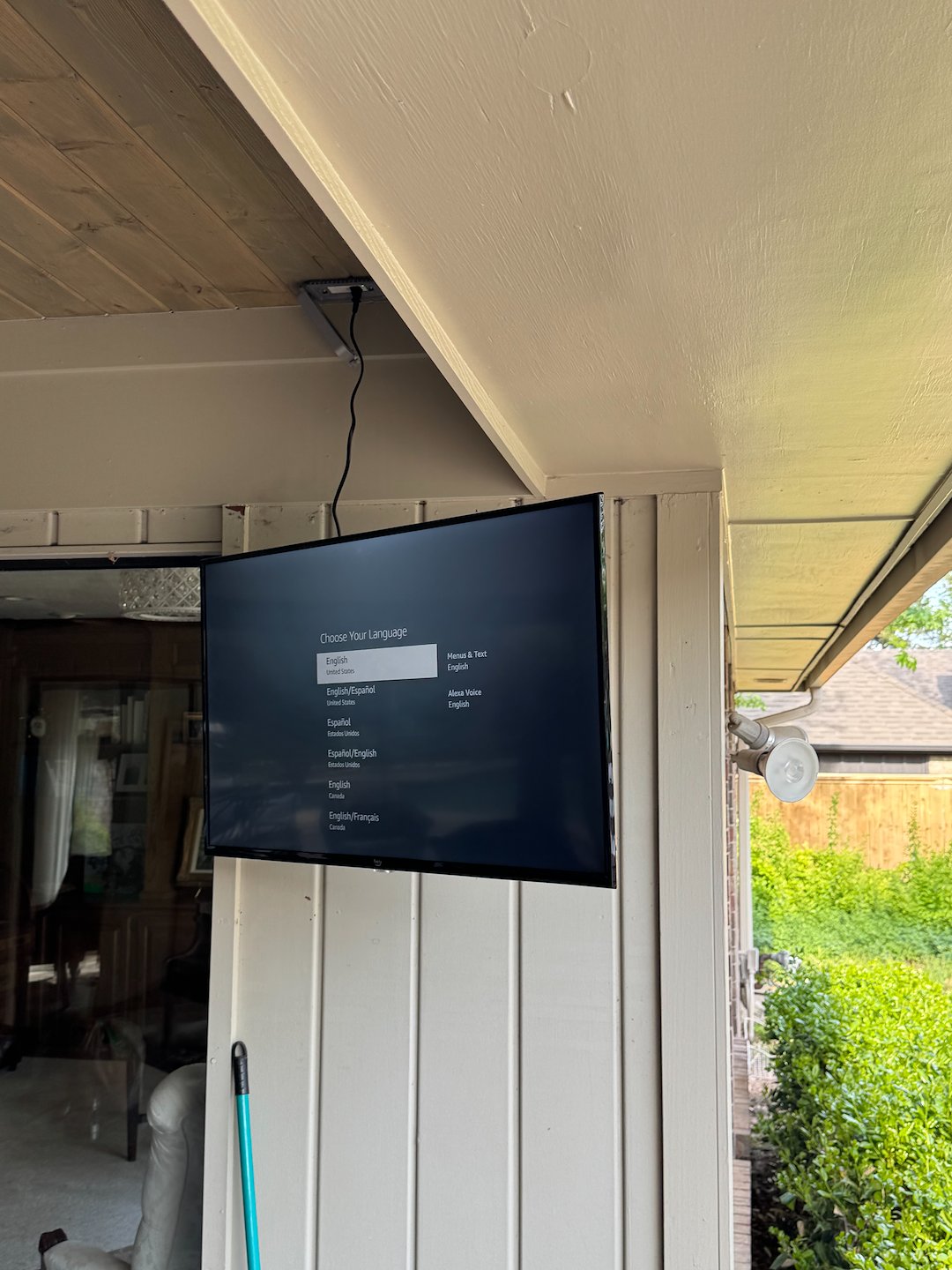 π€οΈ Outdoor TV Mounting in Green Valley Ranch, CO β Patio Setup by Domβs TV Mounting Colorado! πΊπ§